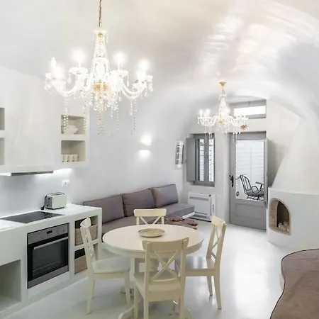 Βίλα Sun Naam Santorini With Heated Jacuzzi Καρτεράδος