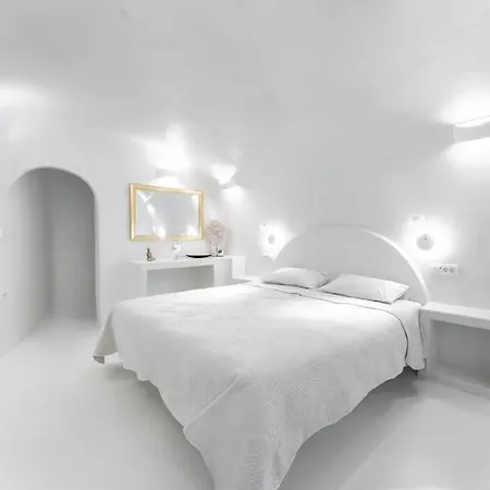 Sun Naam Santorini With Heated Jacuzzi Καρτεράδος