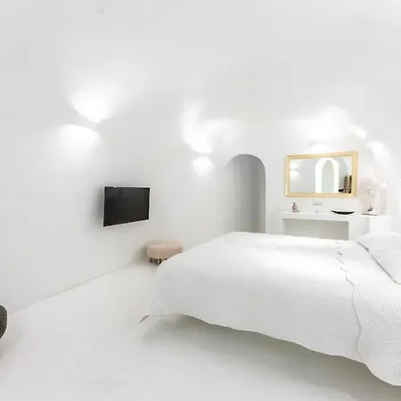 Sun Naam Santorini With Heated Jacuzzi * Καρτεράδος